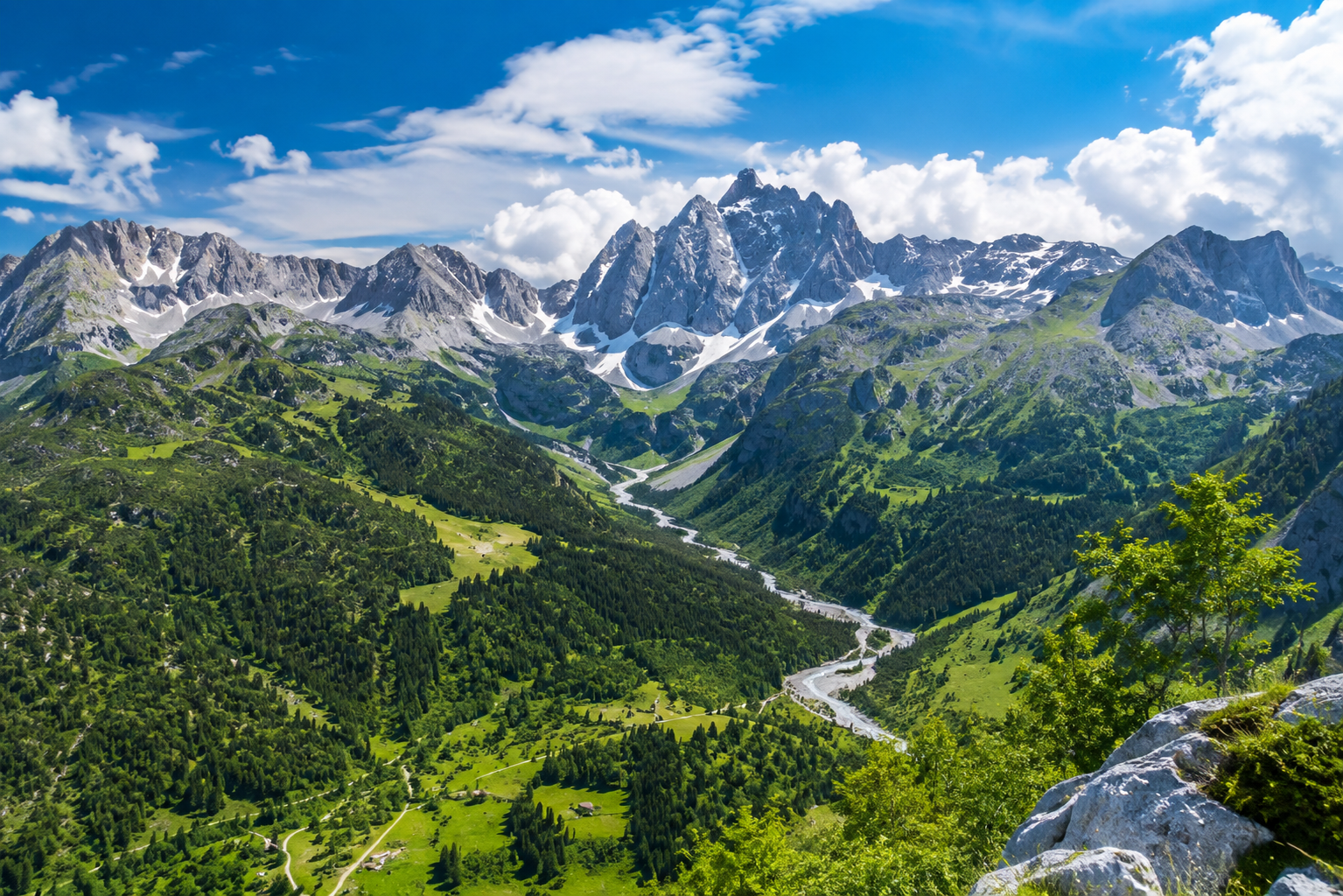 Car rental FAQ in Albania - Easy Rental Albania help center